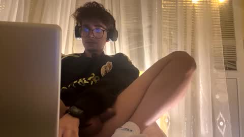 Allen Biju online show from April 2026 06:02:01 PM