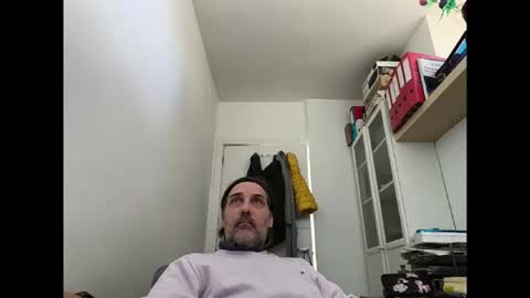 Snapshot of allenvic chatting on November 2025 09:00:02 AM allenvic online show from November 2025 09:00:02 AM