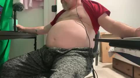 Allergictolove online show from October 2025 02:26:01 PM