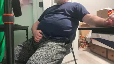 Allergictolove online show from October 2025 11:49:02 PM