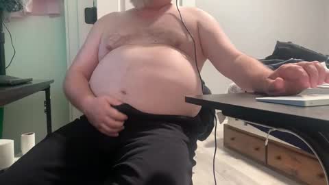 Allergictolove online show from February 2026 08:29:02 PM