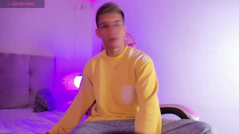 Allex online show from December 2024 07:22:01 PM