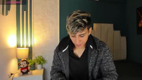 Allex online show from March 2025 03:39:01 AM