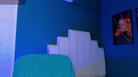 Allex online show from October 2025 09:23:02 PM