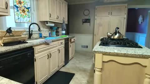 wishlist on bio online show from April 2026 06:22:01 PM