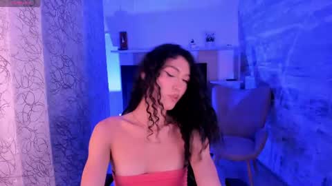 Snapshot of allicemackenzie_ chatting on June 2026 06:27:02 AM AlliceMackenzie online show from June 2026 06:27:02 AM