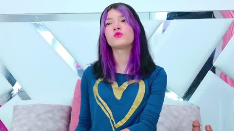 Allicia online show from January 2025 07:09:02 PM