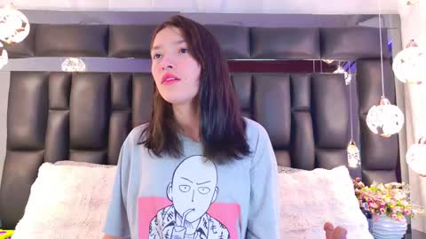 Allicia online show from February 2025 07:21:01 PM