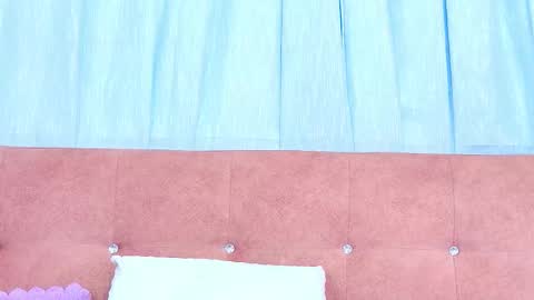 Allicia online show from December 2025 07:19:02 PM