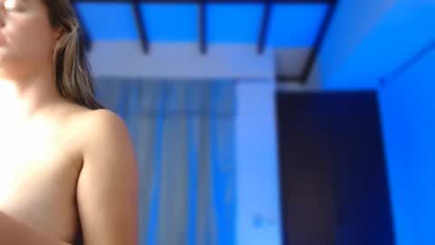 allieemod online show from March 2025 04:45:01 AM