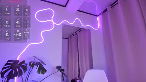 Snapshot of allison_alahia chatting on July 2026 11:58:02 PM Allison online show from July 2026 11:58:02 PM