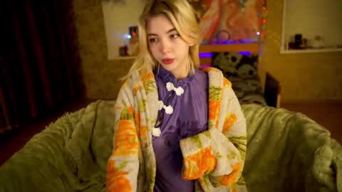 Snapshot of allison_cuty chatting on February 2025 08:10:01 PM Allison online show from February 2025 08:10:01 PM