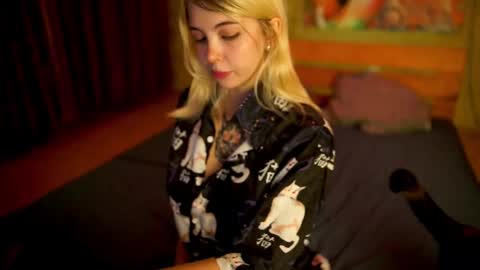 Snapshot of allison_cuty chatting on September 2025 08:31:01 PM Allison online show from September 2025 08:31:01 PM