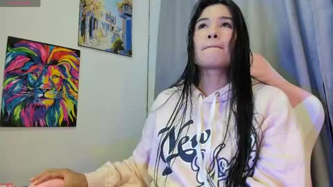Snapshot of allison_love chatting on May 2026 01:10:02 AM allison online show from May 2026 01:10:02 AM