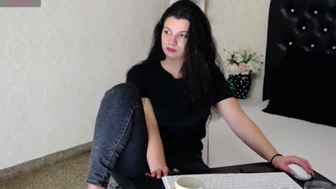 Snapshot of allisonn223 chatting on December 2024 09:16:01 PM Deea online show from December 2024 09:16:01 PM