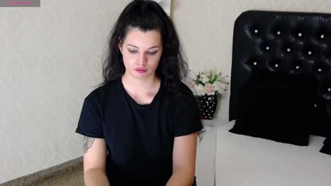Snapshot of allisonn223 chatting on December 2024 03:37:01 AM Deea online show from December 2024 03:37:01 AM