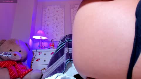 Snapshot of allissonjames chatting on September 2025 11:22:02 AM Allisson online show from September 2025 11:22:02 AM