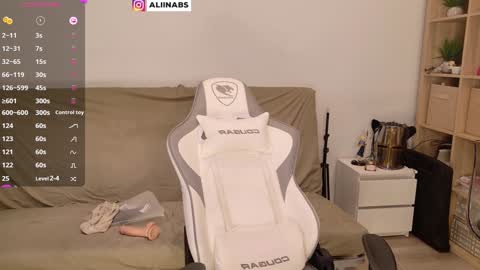 Alina online show from January 2025 11:04:02 PM