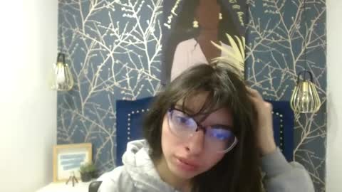 Snapshot of alllyson_ chatting on May 2026 08:28:01 PM alison online show from May 2026 08:28:01 PM