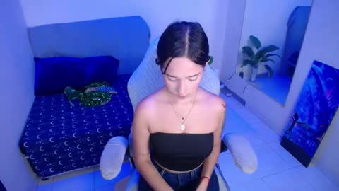 alloy_tiny online show from March 2026 06:11:01 PM