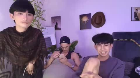 kim and josh online show from April 2026 07:51:01 PM