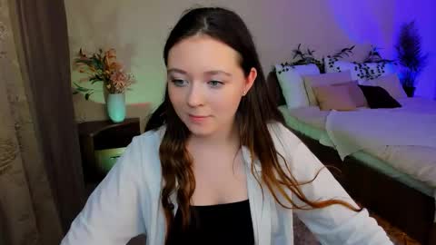 alluringeyess online show from September 2025 03:22:01 PM