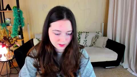 alluringeyess online show from December 2025 04:27:01 PM