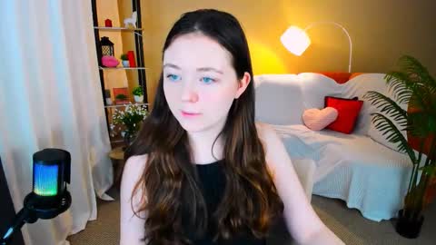 alluringeyess online show from February 2026 12:05:02 PM