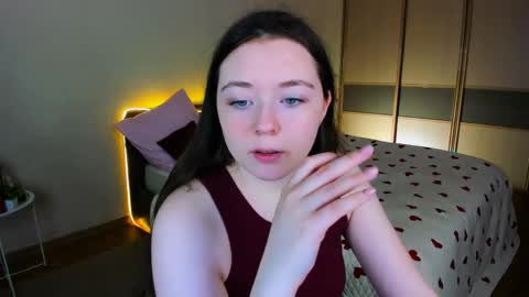 Snapshot of alluringeyess chatting on May 2026 12:43:01 PM alluringeyess online show from May 2026 12:43:01 PM