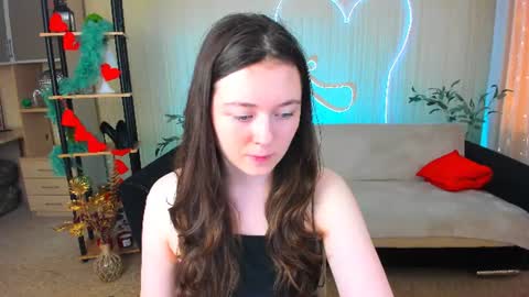 alluringeyess online show from July 2026 12:19:02 PM
