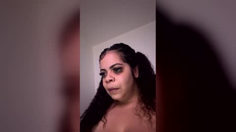 alluringstarr online show from April 2026 07:18:01 AM