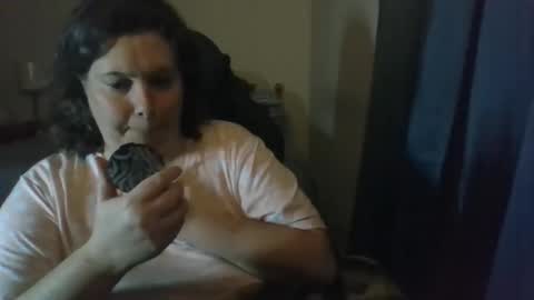 Snapshot of ally12334 chatting on January 2026 01:29:01 AM ally12334 online show from January 2026 01:29:01 AM