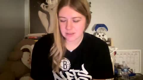 Snapshot of allyanalangel chatting on December 2024 01:24:02 AM allyanalangel online show from December 2024 01:24:02 AM