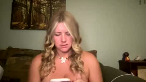Snapshot of allyanalangel chatting on October 2025 11:56:02 PM allyanalangel online show from October 2025 11:56:02 PM