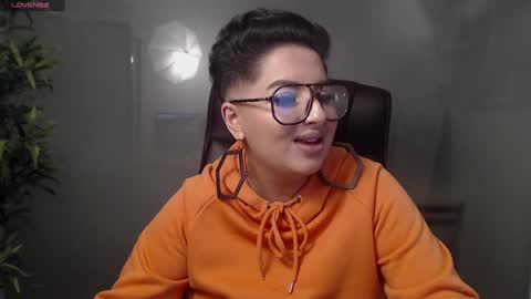         online show from January 2025 01:16:01 AM