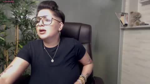         online show from February 2025 11:04:02 PM