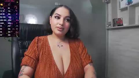 Snapshot of allyiah chatting on June 2026 02:52:01 PM online show from June 2026 02:52:01 PM