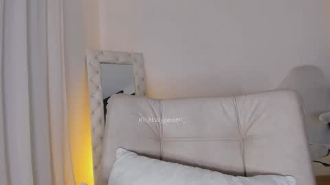 Kelly  online show from March 2026 12:53:01 PM