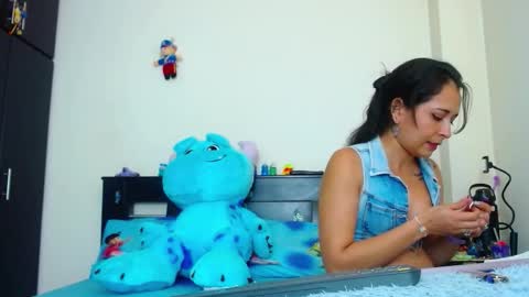 Allyson collins online show from November 2025 08:53:01 PM