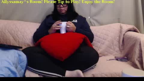 Allyssamay online show from November 2025 03:30:02 AM