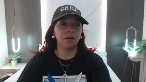 ALMA FENIX  online show from February 2025 12:03:02 PM