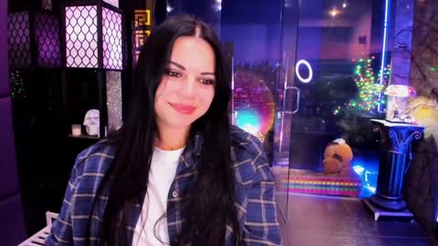 Snapshot of alma_pearl chatting on December 2024 07:09:01 AM Alma online show from December 2024 07:09:01 AM