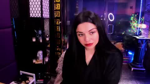 Snapshot of alma_pearl chatting on June 2026 07:01:02 AM Alma online show from June 2026 07:01:02 AM