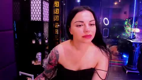 Snapshot of alma_pearl chatting on June 2026 07:50:02 AM Alma online show from June 2026 07:50:02 AM
