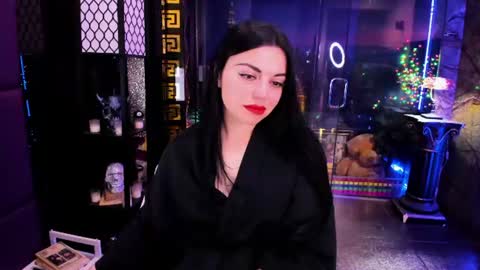 Snapshot of alma_pearl chatting on July 2026 07:01:01 AM Alma online show from July 2026 07:01:01 AM