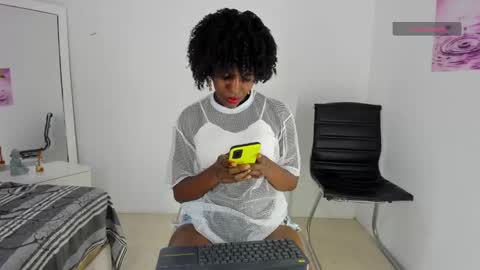 Snapshot of almasaennz chatting on January 2025 08:45:02 PM   online show from January 2025 08:45:02 PM