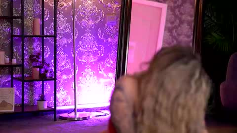 Alma online show from November 2025 08:44:01 PM