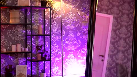 Alma online show from November 2025 08:11:02 PM