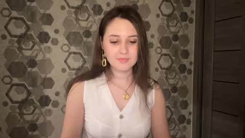 Anna online show from October 2025 08:49:01 PM