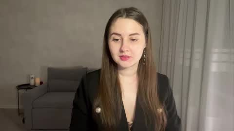 Anna online show from November 2025 08:52:02 PM